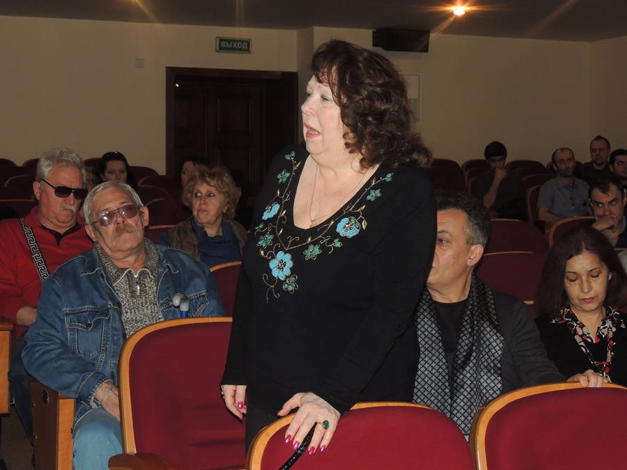 Актеры Русдрамы провели собрание в поддержку политики Президента Азербайджана (ФОТО)