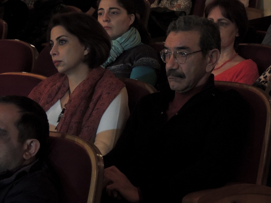 Актеры Русдрамы провели собрание в поддержку политики Президента Азербайджана (ФОТО)