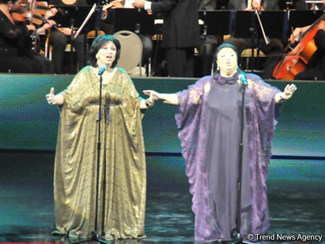 Азербайджан освобождает свои земли от захватчиков - народная артистка Хураман Гасымова