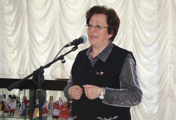 Российский центр представил в Баку альманах "Родник" (ФОТО)