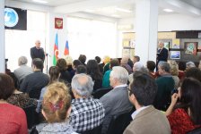 Российский центр представил в Баку альманах "Родник" (ФОТО)