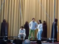 Бакинским студентам показали спектакль Günahsız Günahkarlar (ФОТО)