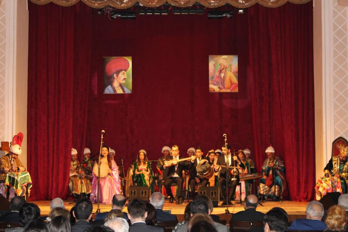 Два полководца и поэта связали узами Узбекистан и Азербайджан (ФОТО)