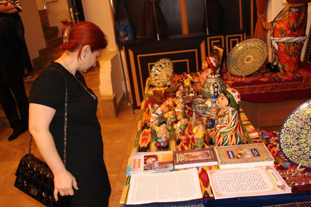 Два полководца и поэта связали узами Узбекистан и Азербайджан (ФОТО)