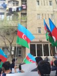 Группа молодежи вновь провела акцию протеста перед домом Али Керимли (ФОТО)