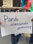 Группа молодежи вновь провела акцию протеста перед домом Али Керимли (ФОТО)