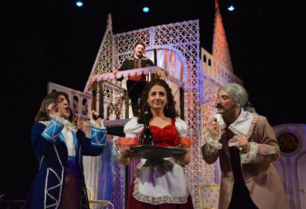 Уик-энд в Баку: интересные спектакли для взрослых и детей (ФОТО)