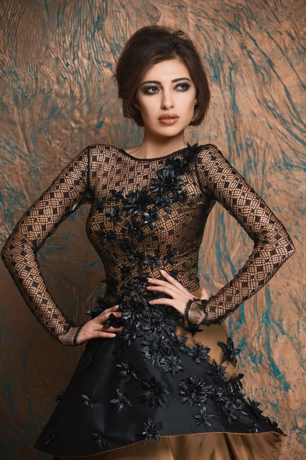 Егяна Садыхова  представила кадры из lookbook’a  вечерних платьев (ФОТО)