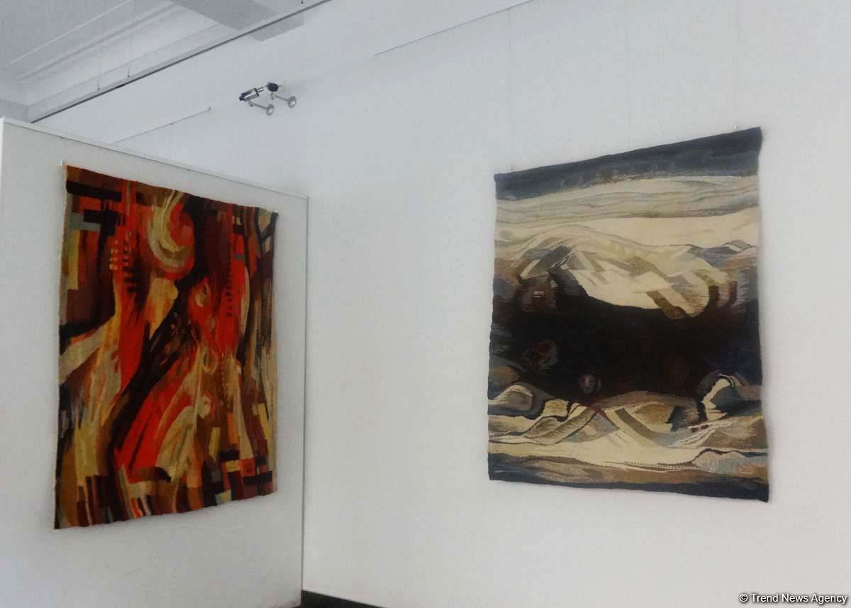 Мир гобеленов Адиля Шихалиева – выставка в Баку (ФОТО)