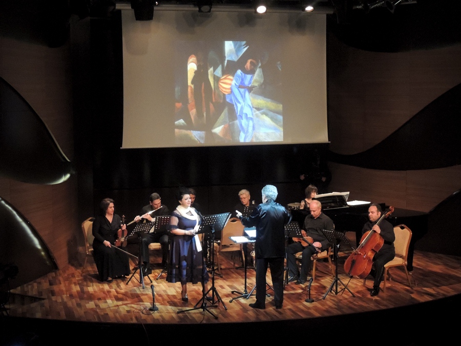 Лицом к лицу со временем: потрясающий концерт на бакинской сцене (ФОТО)