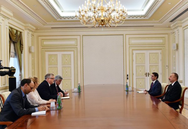Президент Азербайджана принял спецпредставителя ЕС по Южному Кавказу