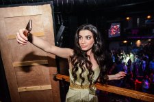 Флаг Азербайджана в Израиле - Семра Рагимли посадила дерево в Тель-Авиве (ФОТО)