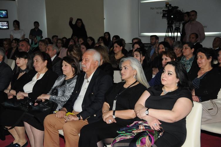 Известные деятели культуры и искусства почтили память Насибы Зейналовой (ФОТО)