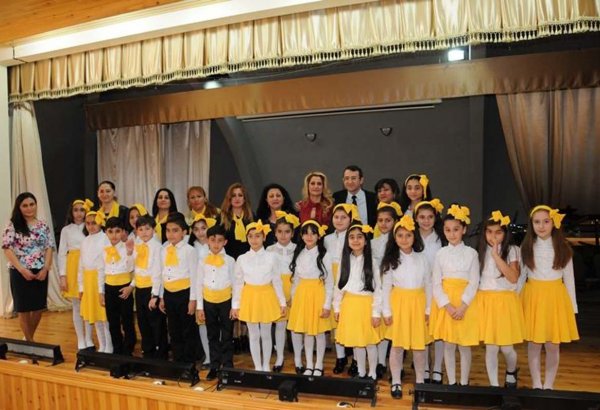 В Баку отметили юбилей Гамбара Гусейнли (ФОТО)