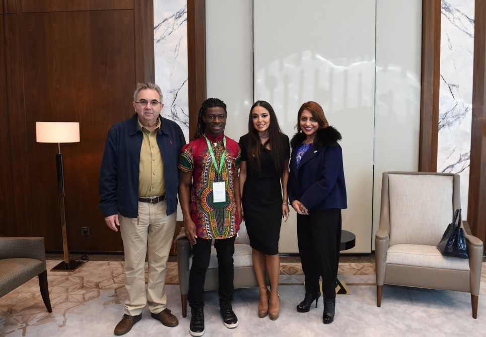 В Баку открылся молодежный форум в рамках седьмого Глобального форума Альянса цивилизаций ООН (ФОТО)