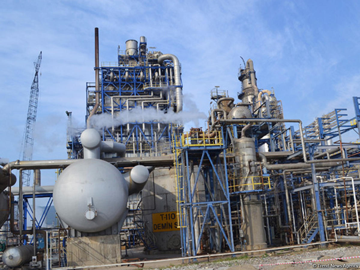 Обнародованы объемы продаж нефтепродуктов на азербайджанском НПЗ в Турции