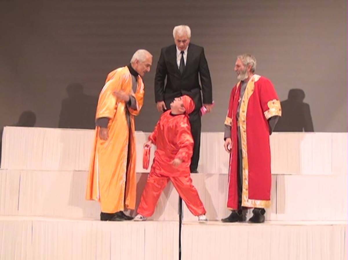 Лянкяранский театр покажет бакинцам два спектакля (ФОТО)