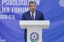 В Баку прошел первый Общереспубликанский форум молодых психологов (ФОТО)
