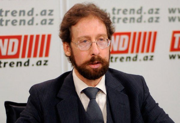 Американский эксперт не верит в скорое решение проблемы переизбытка нефти