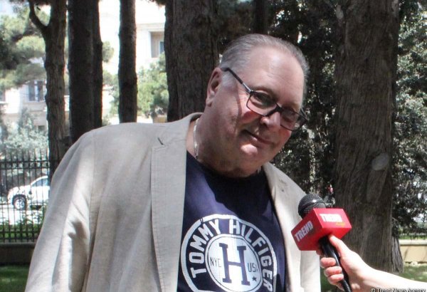 Народный артист России Валентин Смирнитский о Баку: Вижу колоссальные изменения (ФОТО)