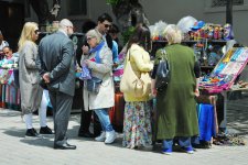 Известные российские актеры приобрели сувениры в Ичери Шехер (ФОТО)