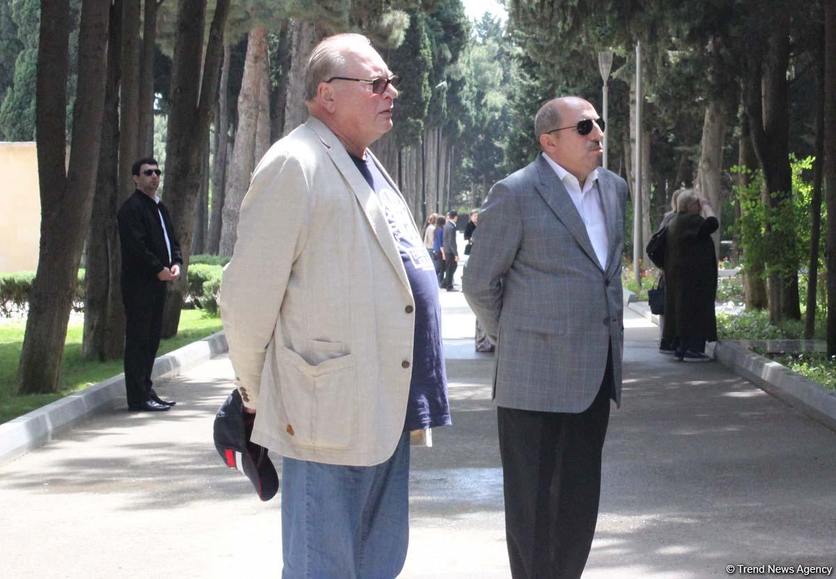 Народный артист России Валентин Смирнитский о Баку: Вижу колоссальные изменения (ФОТО)