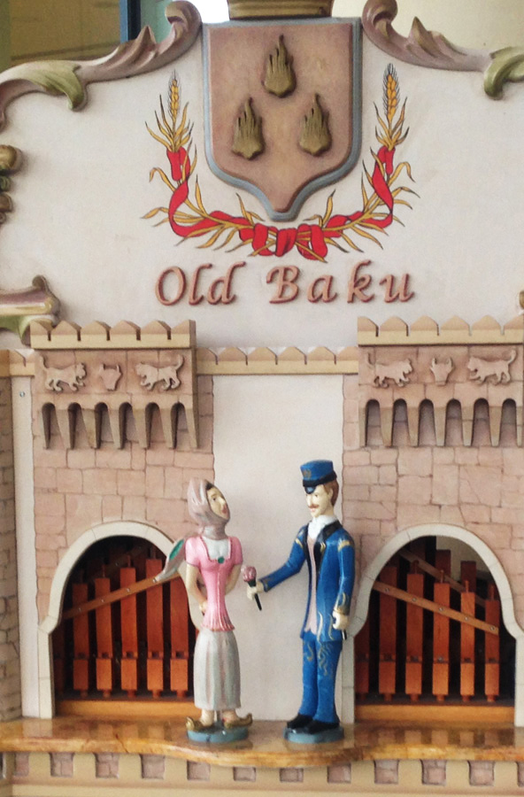 Уличный орган «Old Baku» в преддверии праздника Новруз в Баку (ФОТО/ВИДЕО)