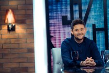 Победитель "Евровидения" в гостях у азербайджанских ведущих (ФОТО, ВИДЕО)