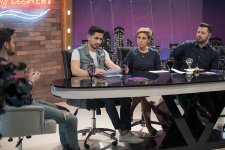 Победитель "Евровидения" в гостях у азербайджанских ведущих (ФОТО, ВИДЕО)