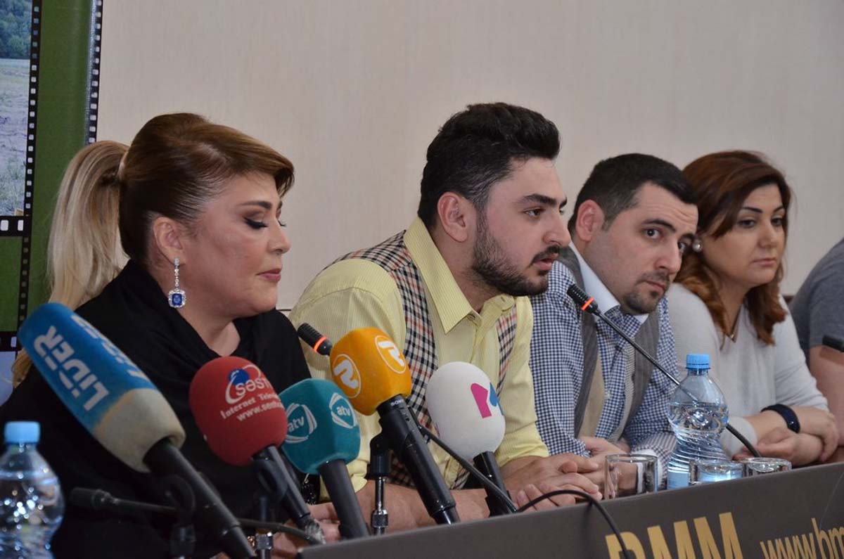 Мятанет Искендерли презентовала клип "Ночи ставшие песней" на слова Бахтияра Вахабзаде  (ВИДЕО) (ФОТО)