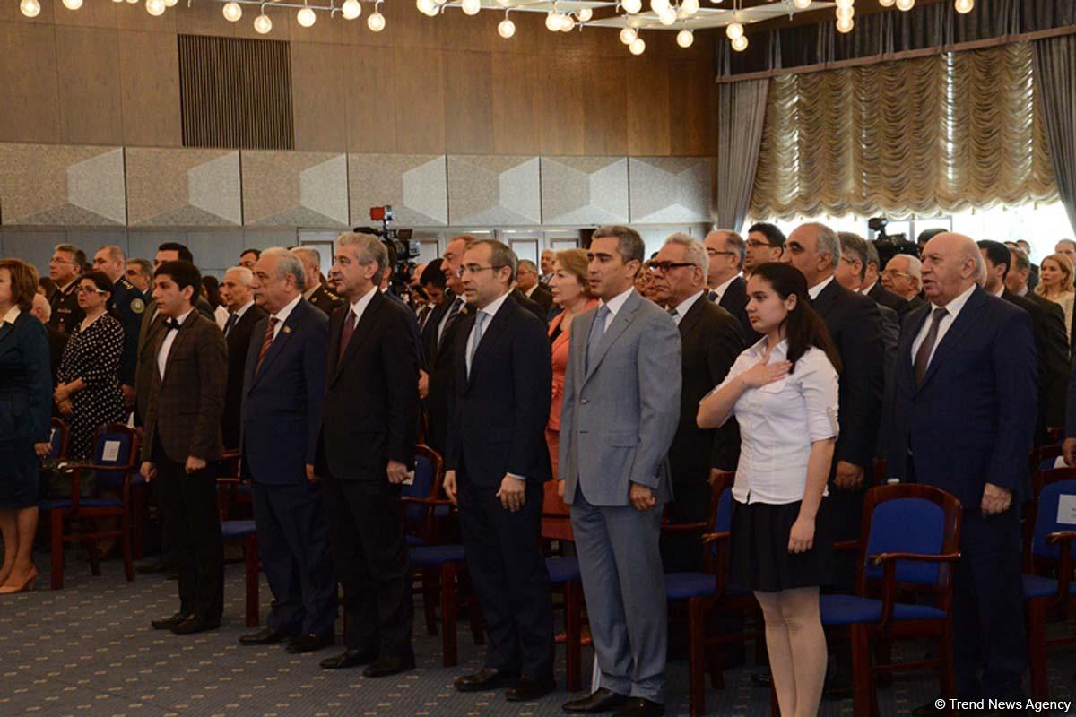 В Баку прошла церемония награждения победителей конкурса «Лучшая презентация» (ФОТО)