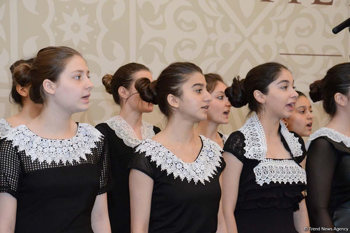 В Баку прошла церемония награждения победителей конкурса «Лучшая презентация» (ФОТО)