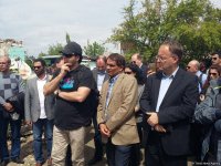 Представители дипкорпуса в Азербайджане осмотрели обстрелянные армянами дома в Агдамском районе (ФОТО)