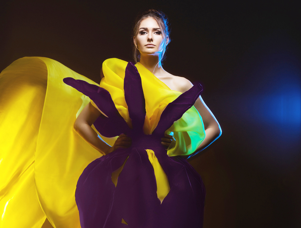 От Нью-Йорка до Баку - Удивительная красота и изящество цветка Xары бюльбюль в коллекциях азербайджанских дизайнеров (ФОТО)