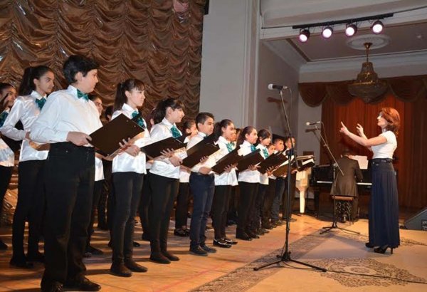 В Баку состоялся концерт, посвященный 93-й годовщине со дня рождения общенационального лидера Гейдара Алиева (ФОТО)