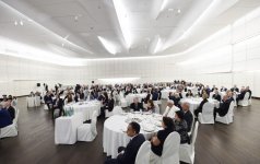 Президент Азербайджана и его супруга приняли участие в  официальном приеме в связи с 93-й годовщиной со дня рождения общенационального лидера Гейдара Алиева и  71-летием  Победы над фашизмом (ФОТО)