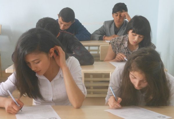 В регионах Азербайджана большой интерес к русскому языку (ФОТО)