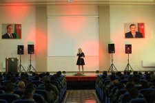 Роза Зяргярли выступила с концертами в воинских частях Мингячевира и Шамкира  (ФОТО)