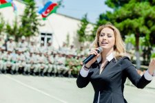 Роза Зяргярли выступила с концертами в воинских частях Мингячевира и Шамкира  (ФОТО)