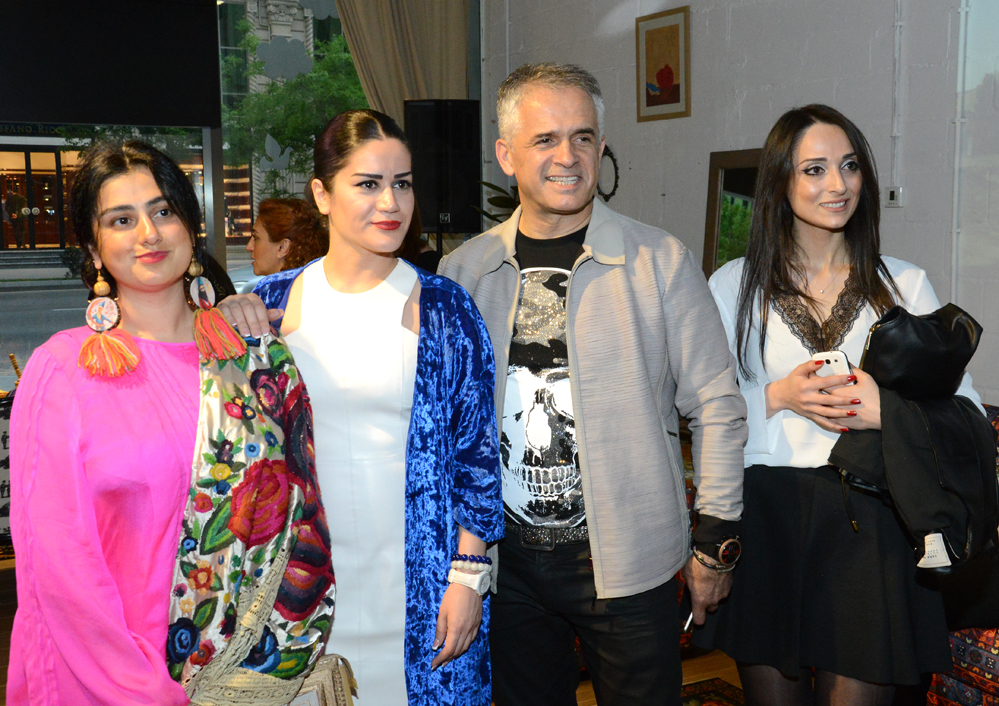 В CHELEBI прошла презентация коллекции Лалы Агаевой "Хары бюльбюль" (ФОТО)