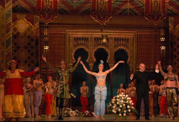 Прощальный спектакль народной артистки Азербайджана (ФОТО)