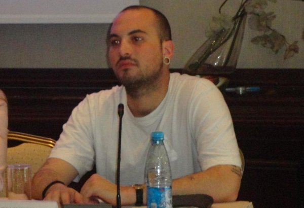 С удовольствием останусь в Баку… - итальянский дизайнер Андреа Лаззари (ФОТО)