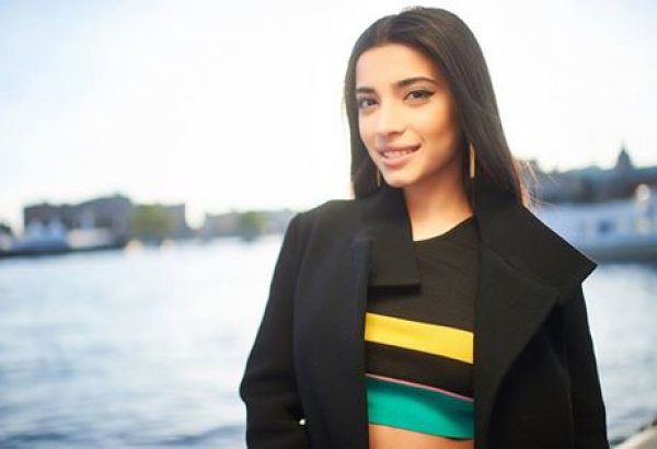 Прогулка по Стокгольму вместе с Сямрой Рагимли (ФОТО)