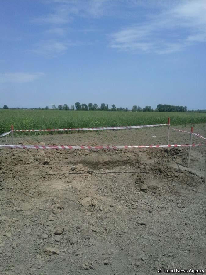 Военные атташе зарубежных посольств в Азербайджане ознакомились с применением  Арменией запрещенных боеприпасов (ФОТО, ВИДЕО)