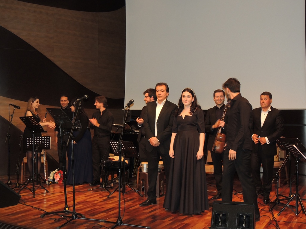 Интересный эксперимент итальянцев и азербайджанцев в Баку (ФОТО)