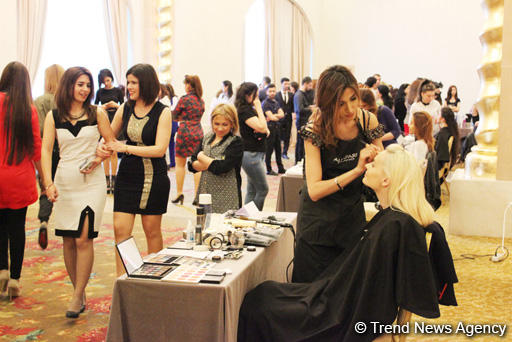 Определены победители чемпионата Азербайджана по парикмахерскому искусству и макияжу (ФОТО)