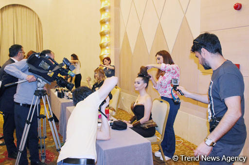 Определены победители чемпионата Азербайджана по парикмахерскому искусству и макияжу (ФОТО)