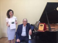 Азербайджанская пианистка успешно выступила на конкурсе в Турции (ФОТО)