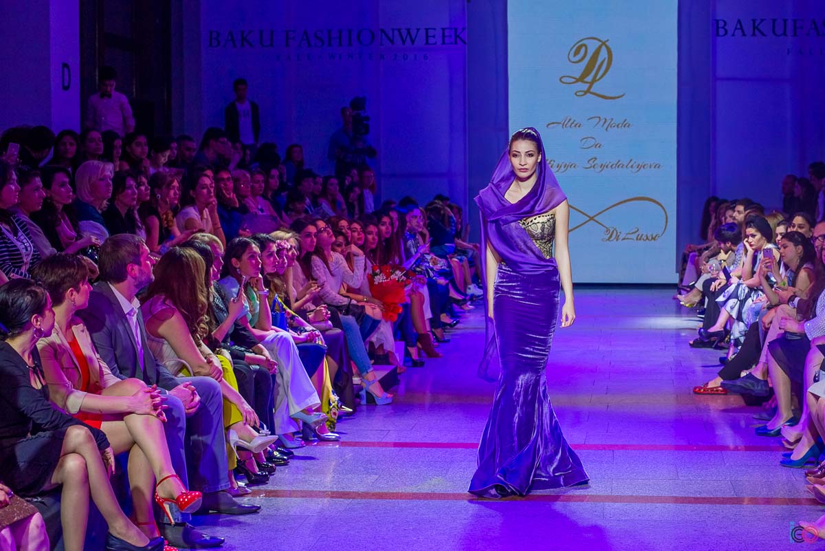 Потрясающее дефиле Baku Fashion Week под мотивы мугама (ФОТО)