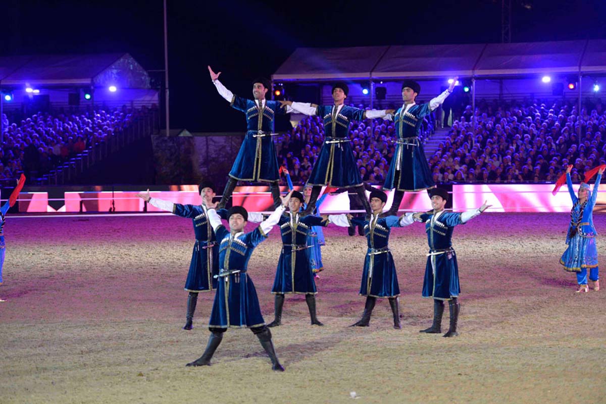 Карабахские скакуны восхитили Европу – юбилей Королевы Англии (ВИДЕО, ФОТО)